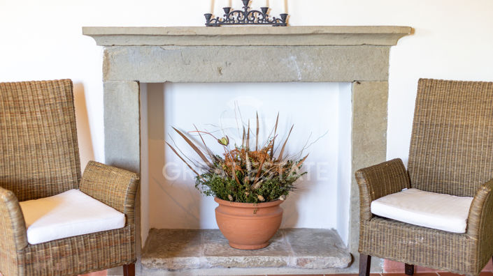 Image No.27-19 Bed Country House for sale