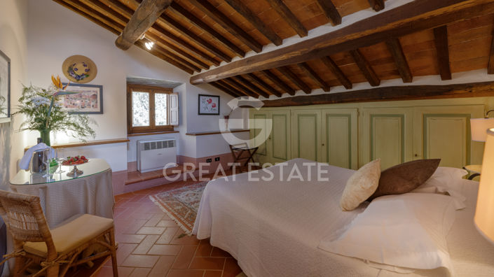 Image No.37-19 Bed Country House for sale