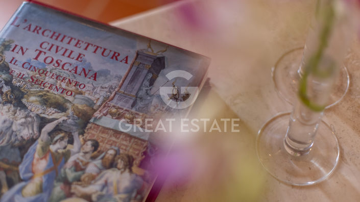 Image No.42-19 Bed Country House for sale