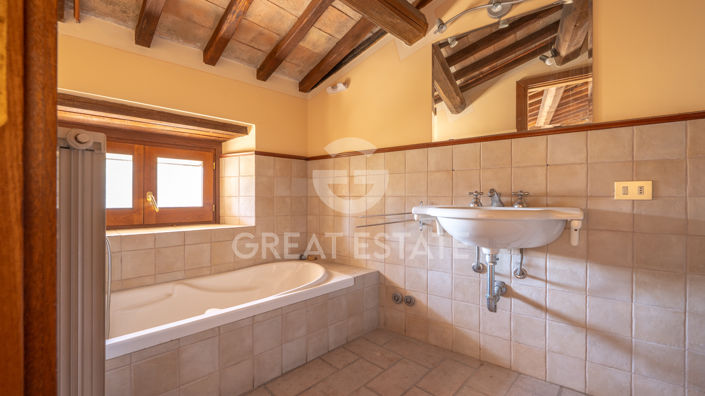 Image No.22-Propriété de 3 chambres à vendre à Spoleto