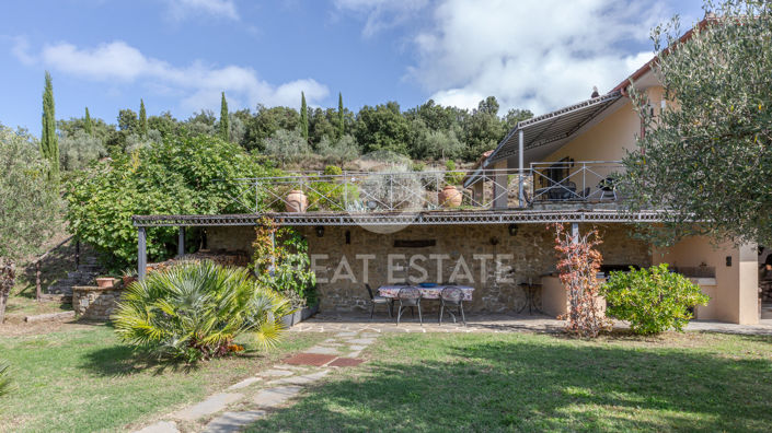 Image No.15-6 Bed Villa for sale