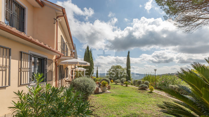 Image No.18-6 Bed Villa for sale