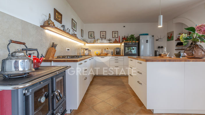 Image No.35-6 Bed Villa for sale