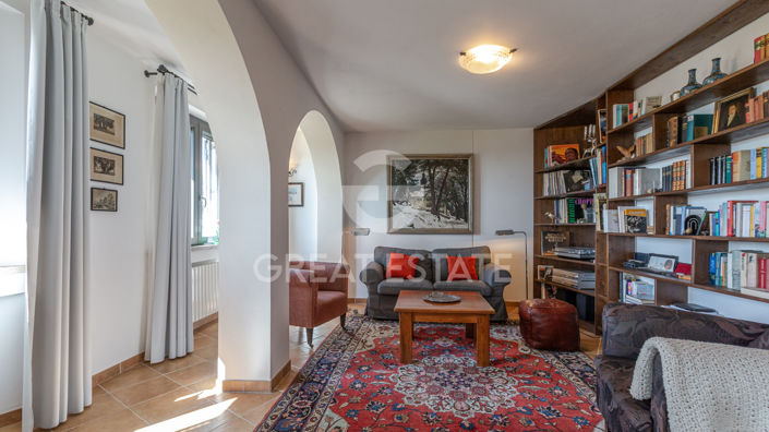 Image No.38-6 Bed Villa for sale