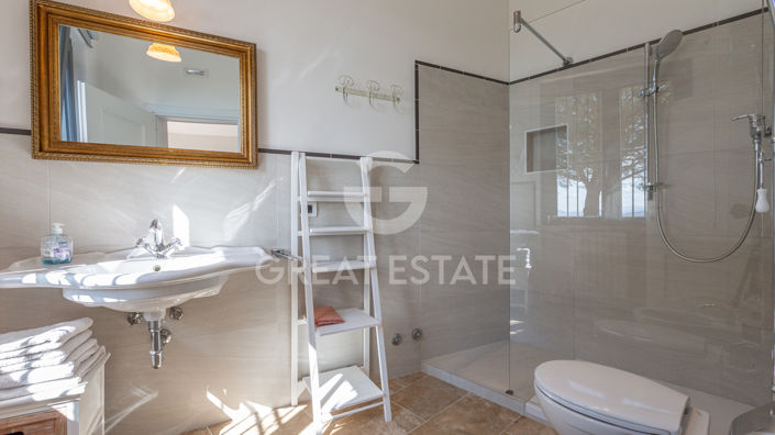 Image No.49-6 Bed Villa for sale