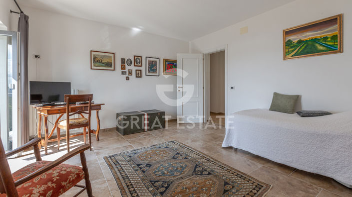 Image No.52-6 Bed Villa for sale