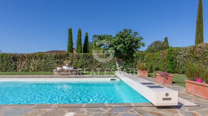 Image No.11-4 Bed Country House for sale