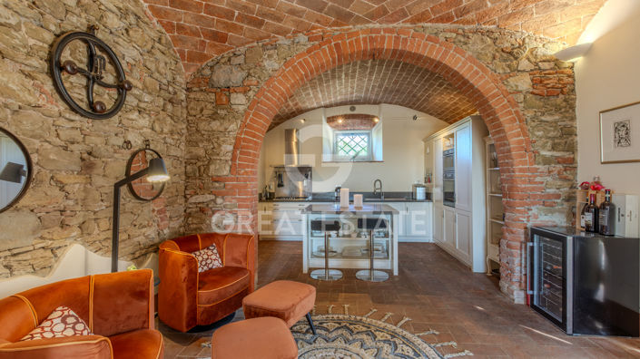 Image No.18-4 Bed Country House for sale