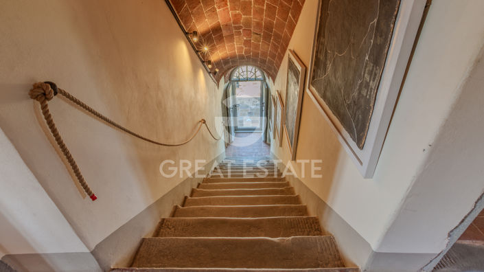 Image No.26-4 Bed Country House for sale