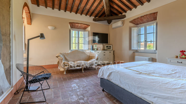 Image No.28-4 Bed Country House for sale