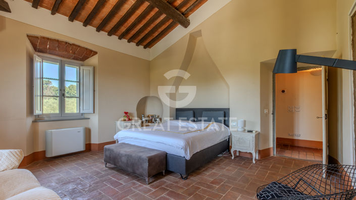 Image No.29-4 Bed Country House for sale