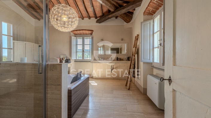 Image No.31-4 Bed Country House for sale