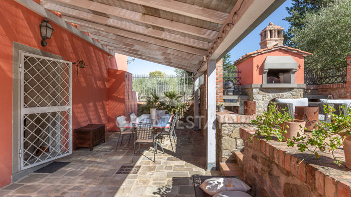 Image No.5-4 Bed Country House for sale