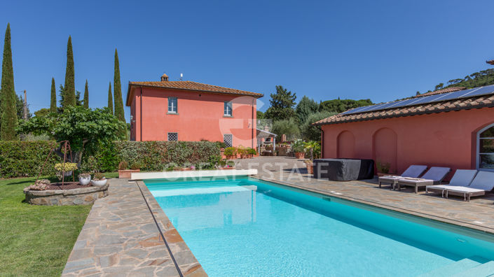 Image No.51-4 Bed Country House for sale