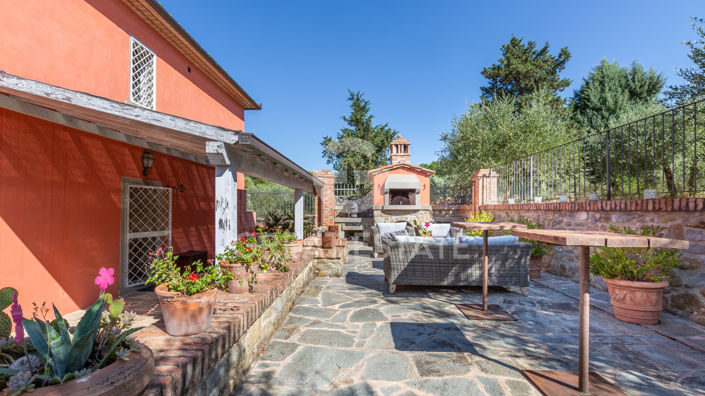 Image No.53-4 Bed Country House for sale