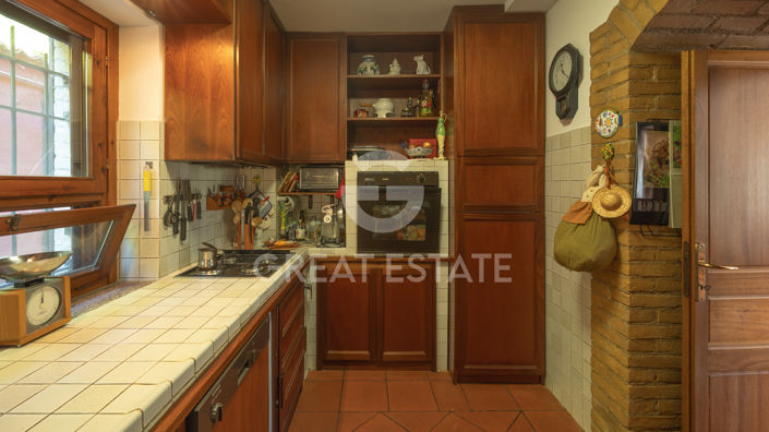 Image No.13-3 Bed Country House for sale