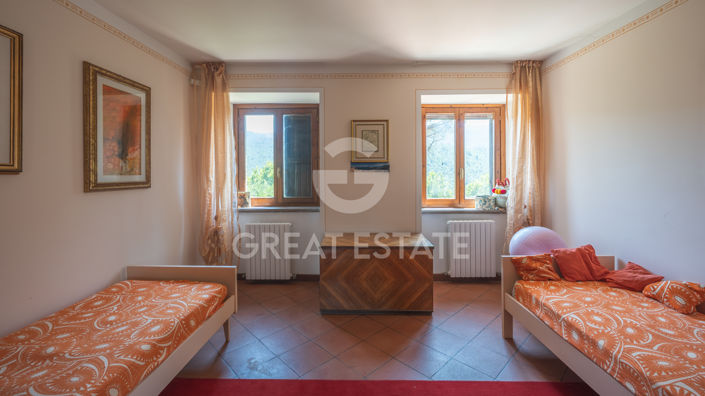 Image No.19-3 Bed Country House for sale