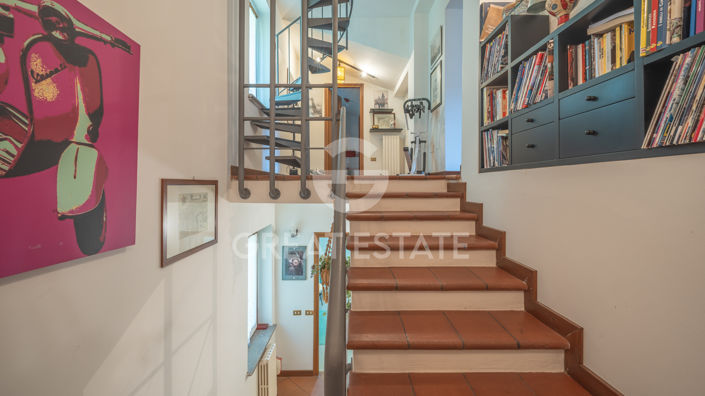 Image No.20-3 Bed Country House for sale