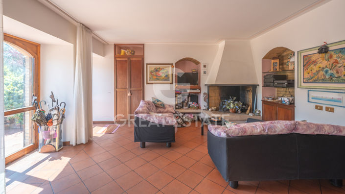 Image No.3-3 Bed Country House for sale