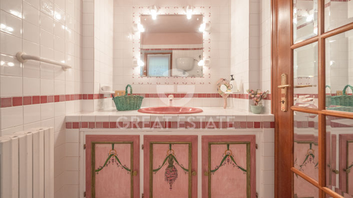 Image No.23-3 Bed Country House for sale