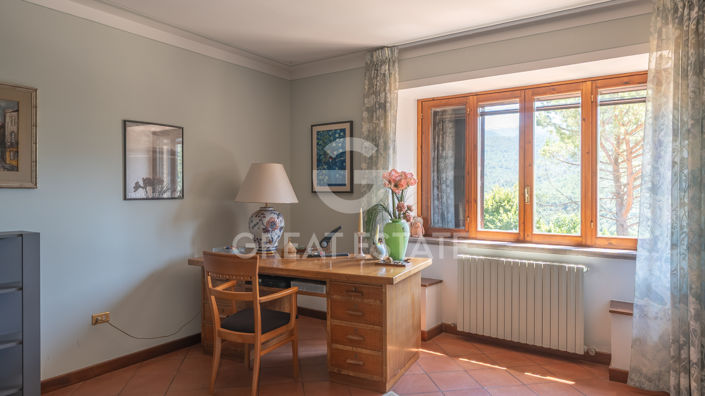 Image No.27-3 Bed Country House for sale