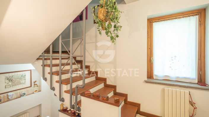 Image No.32-3 Bed Country House for sale