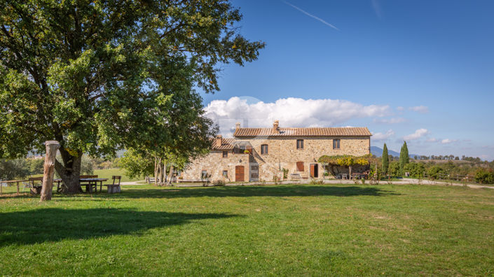 Image No.12-5 Bed Country House for sale