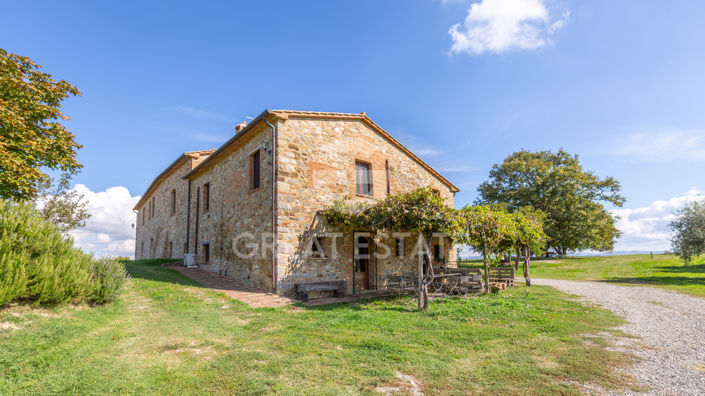 Image No.16-5 Bed Country House for sale