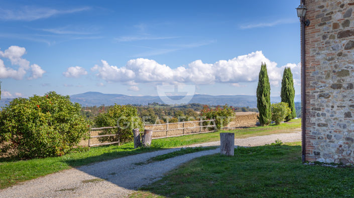 Image No.30-5 Bed Country House for sale