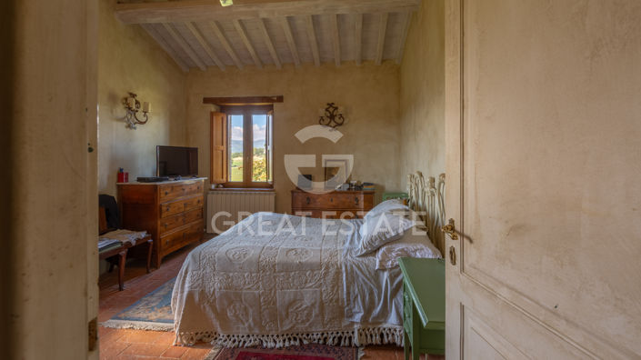 Image No.39-5 Bed Country House for sale