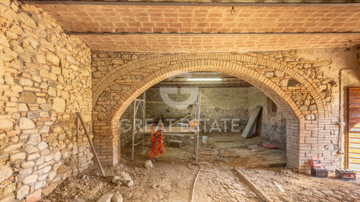 Image No.47-5 Bed Country House for sale