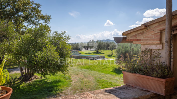 Image No.58-5 Bed Country House for sale