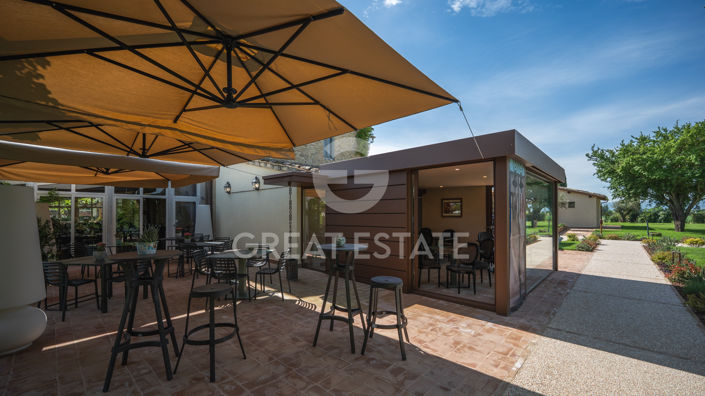 Image No.20-21 Bed Farmhouse for sale