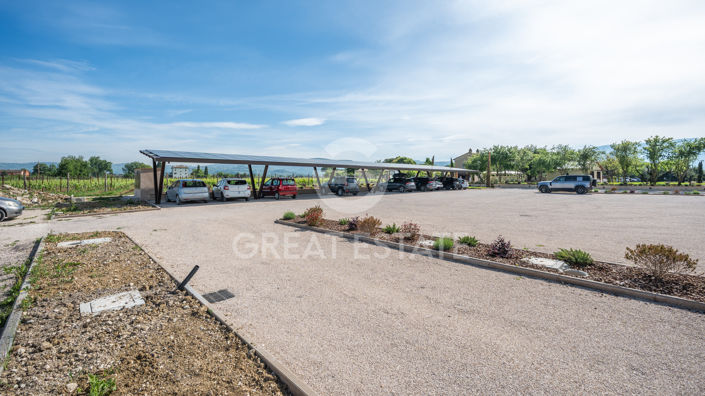 Image No.39-21 Bed Farmhouse for sale