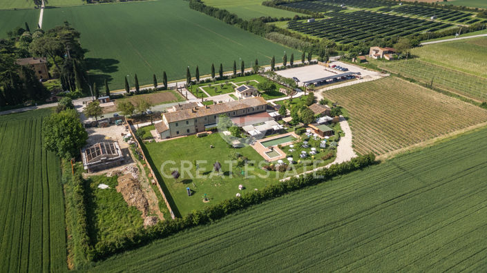 Image No.43-21 Bed Farmhouse for sale