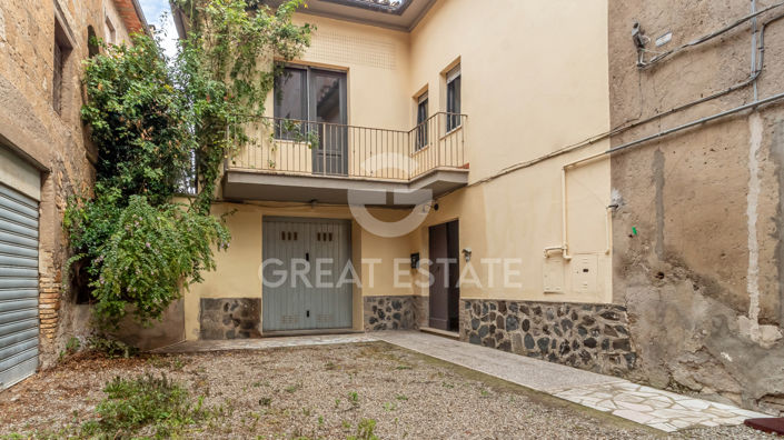 Image No.2-3 Bed Property for sale