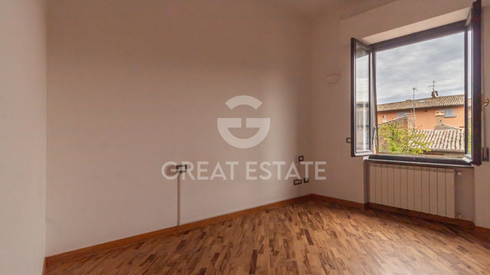 Image No.16-3 Bed Property for sale