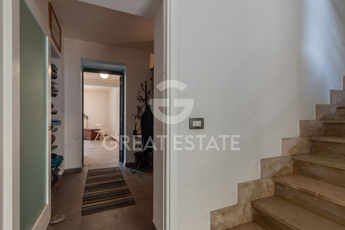 Image No.22-3 Bed Property for sale