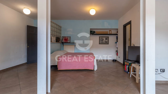 Image No.26-3 Bed Property for sale