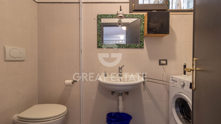 Image No.27-3 Bed Property for sale