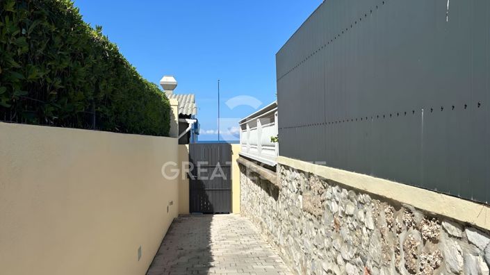 Image No.14-14 Bed Villa for sale