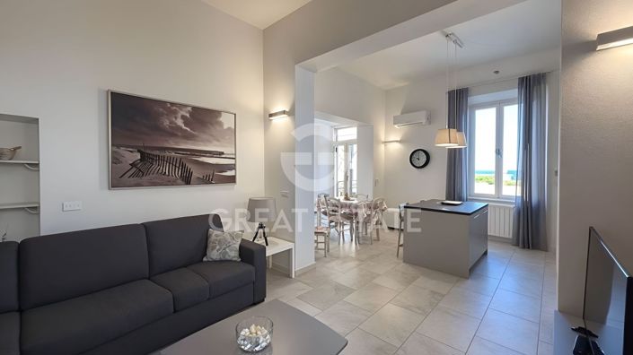 Image No.2-14 Bed Villa for sale