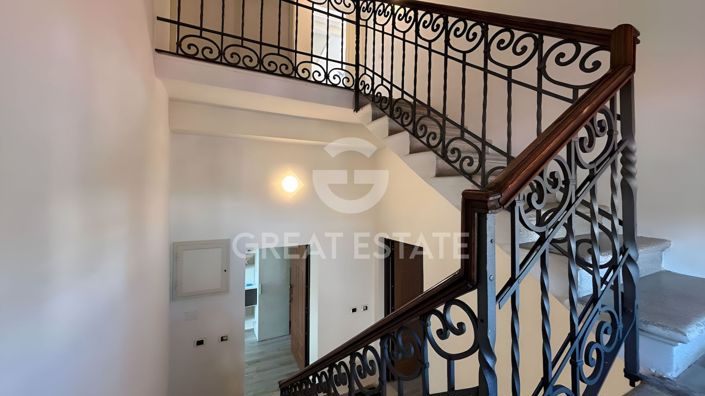 Image No.33-14 Bed Villa for sale