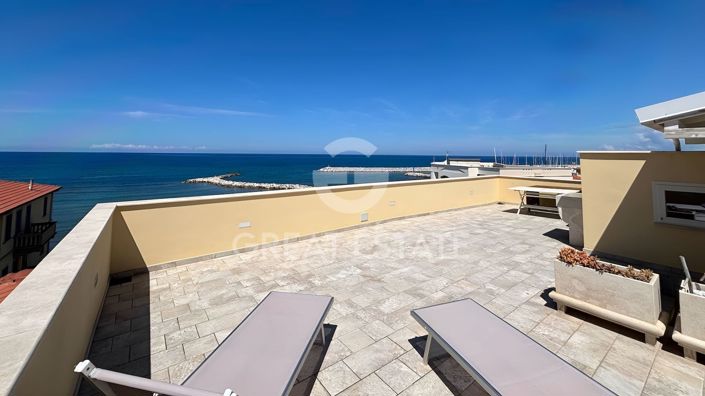 Image No.37-14 Bed Villa for sale