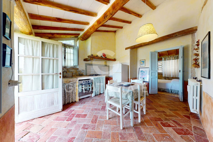 Image No.2-8 Bed Country House for sale