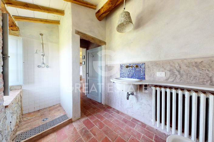 Image No.34-8 Bed Country House for sale