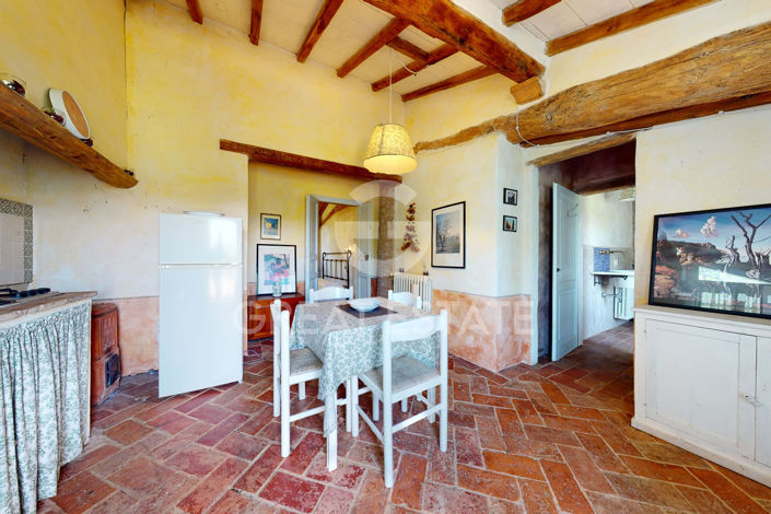 Image No.5-8 Bed Country House for sale