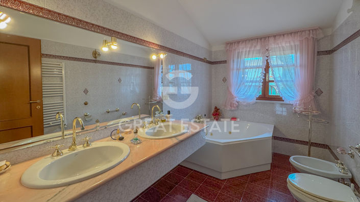 Image No.25-3 Bed Villa for sale