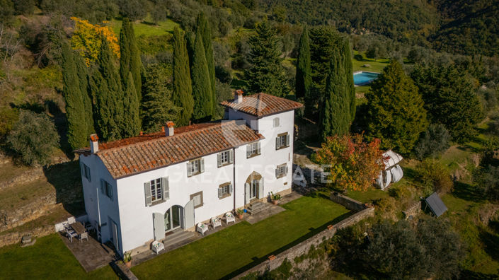 Image No.20-4 Bed Country House for sale