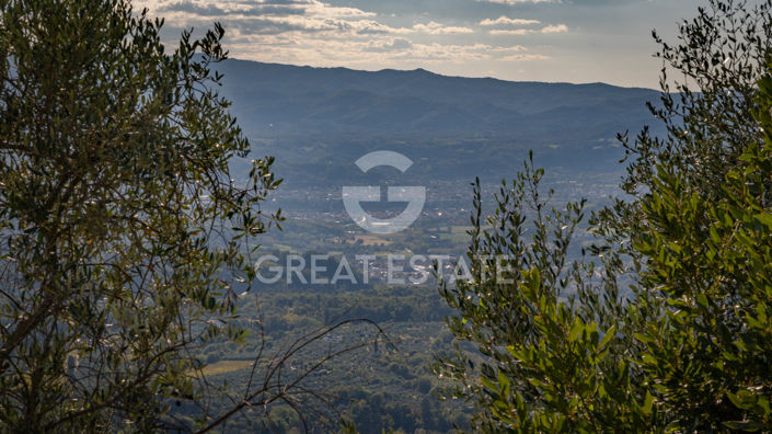 Image No.47-4 Bed Country House for sale